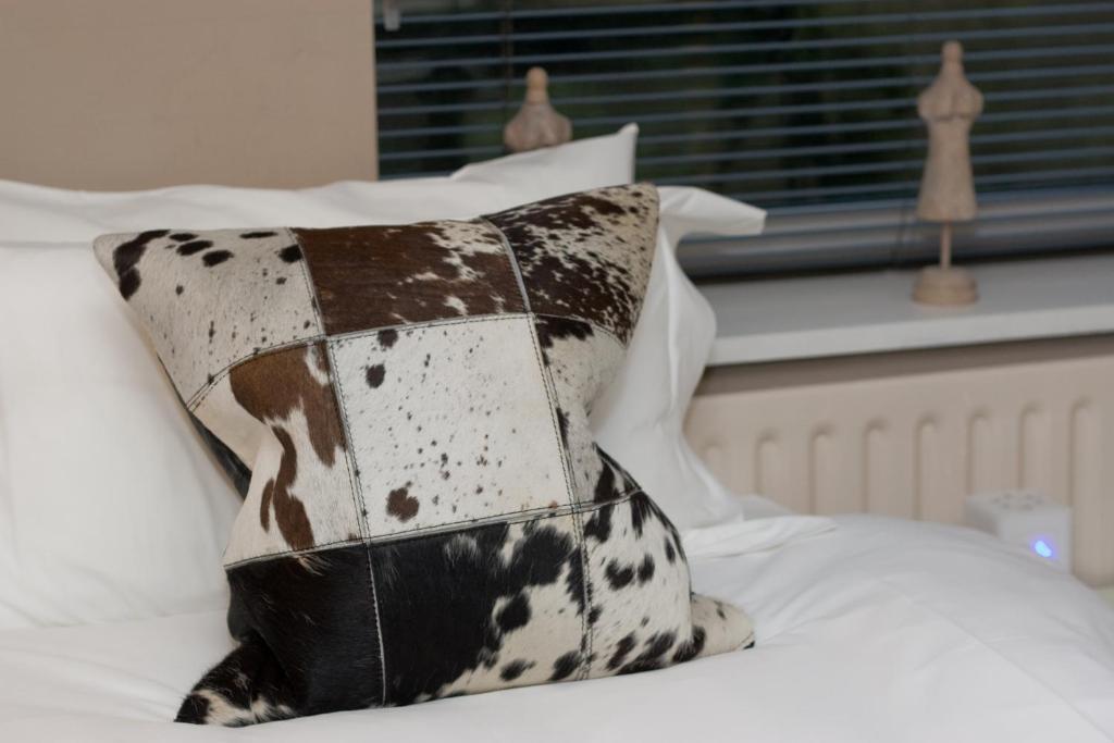 The Bijou Hotell Harrogate Rum bild
